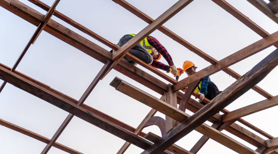 Professional metal roof installation in Cloverdale, OR